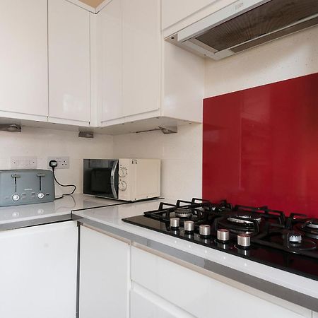 2 Bed Property, Sleeps 5, Free Parking, Near City Centre Edinburg Exteriör bild